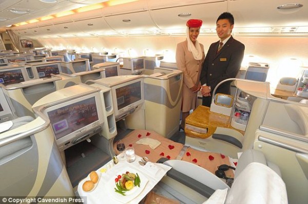 搭阿聯酋A380商務客位飛曼谷，來回連稅$3,709咋！